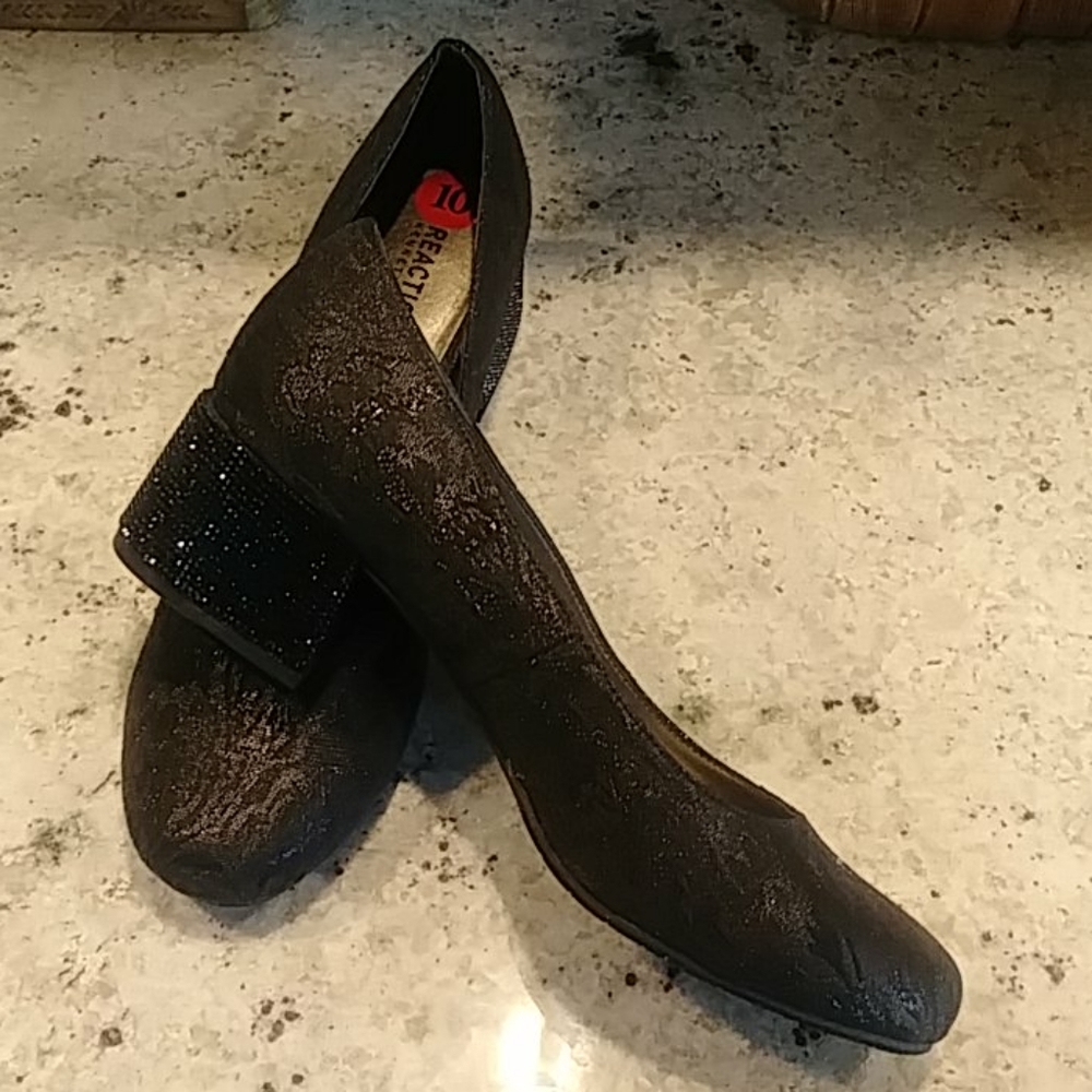 Dress shoes
